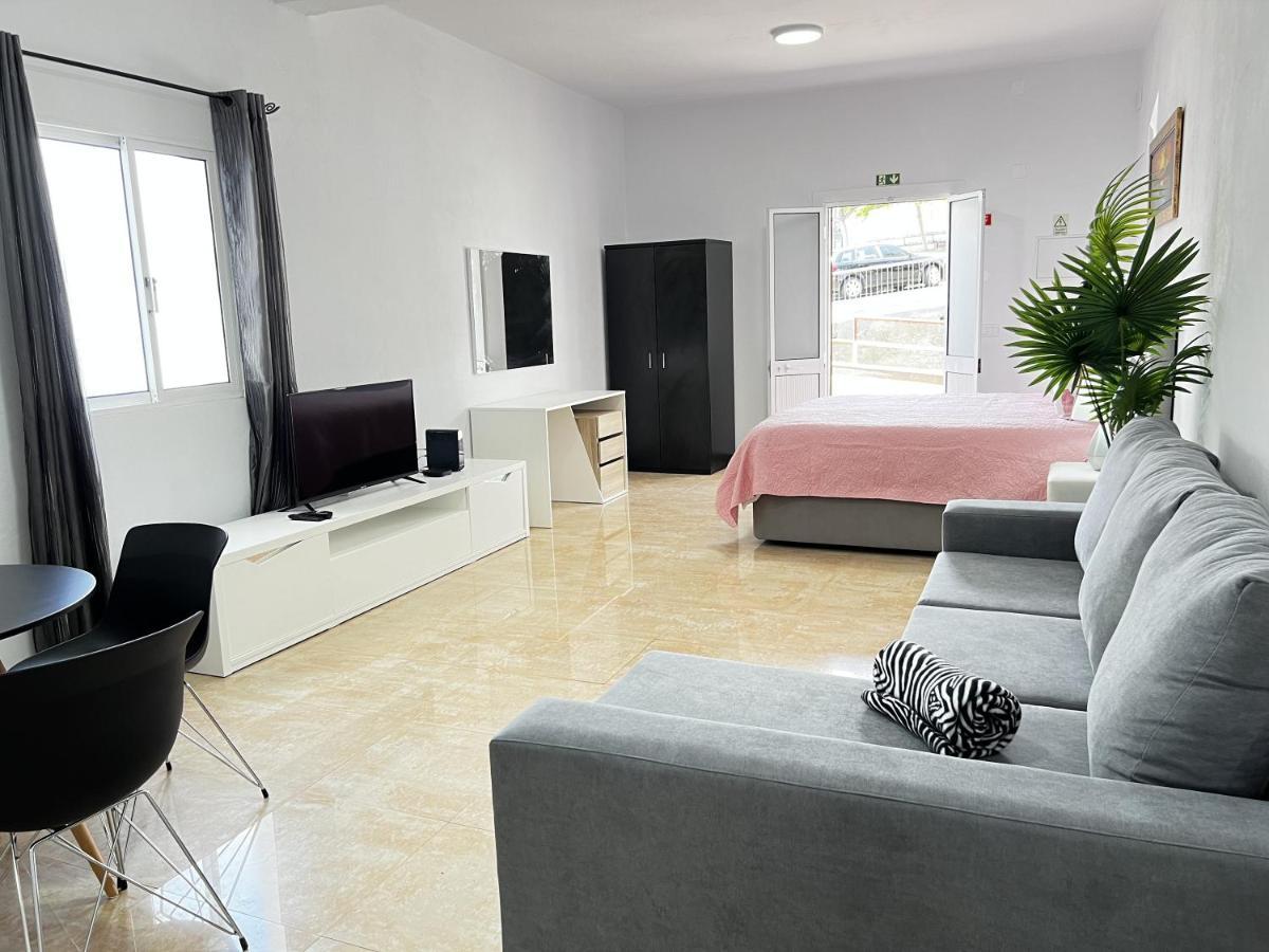 Studio Home Away From Home Канисал Экстерьер фото